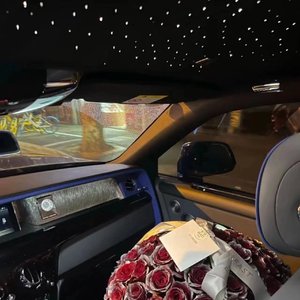 我要看美女窝尿操逼
